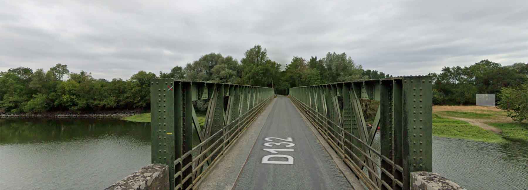 Pont du port qui tremble, sur la RD132