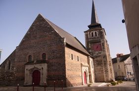 Savennières - Place de l'Église