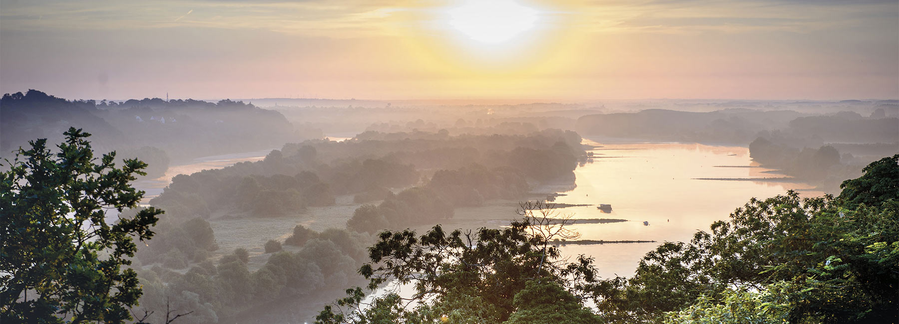 Vue aérienne de la vallée de la Loire en aval